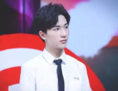 娱乐吃瓜君李宏毅,娱乐吃瓜界的风云人物