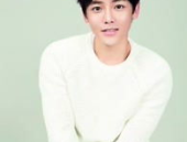 娱乐吃瓜君侯明昊,娱乐吃瓜界的“瓜王”崛起之路