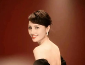 娱乐圈吃瓜大爆料殷桃,娱乐圈风云再起,揭秘女神背后的惊人真相